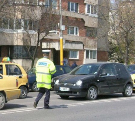 Puştoaică, prinsă la volan fără permis de conducere